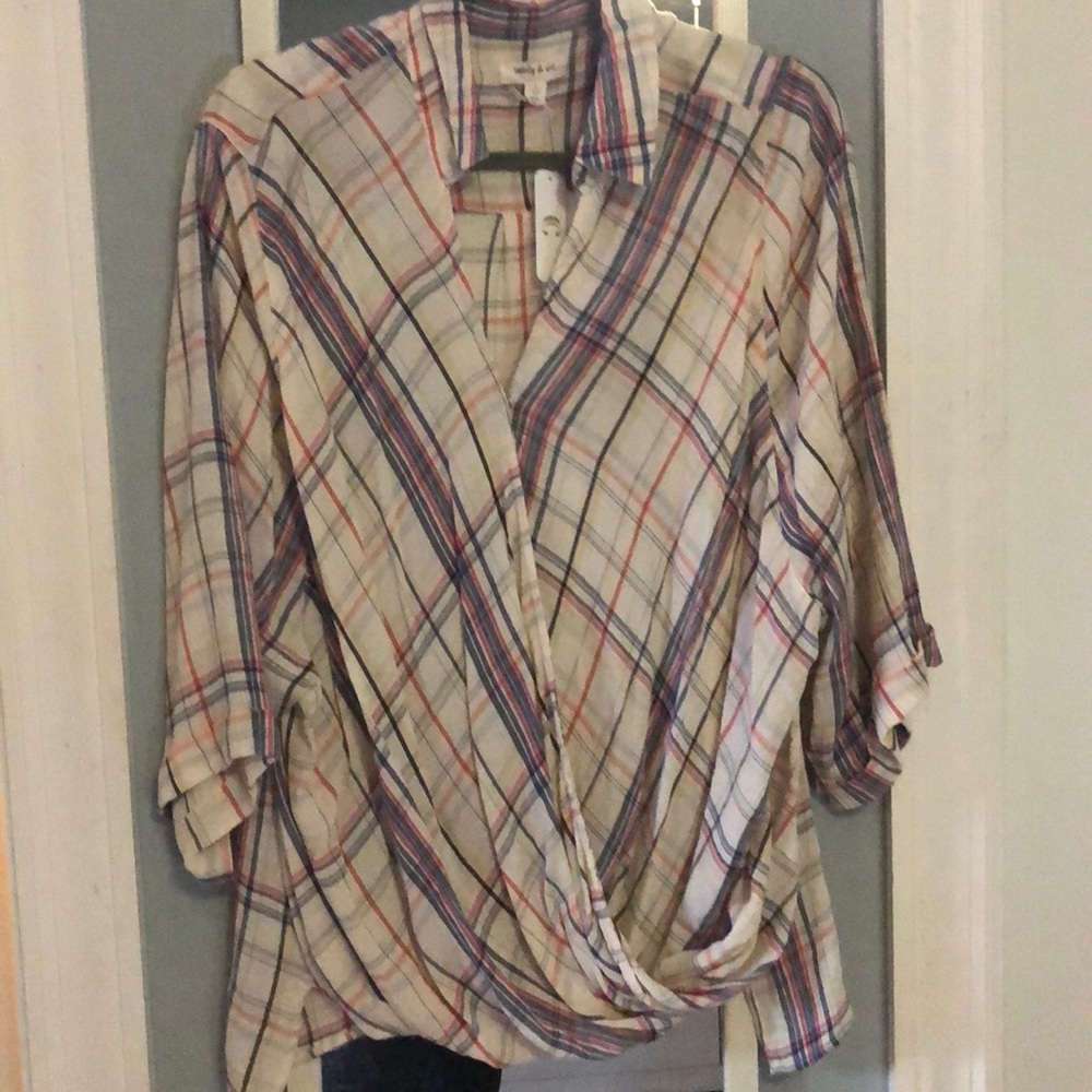3/4 length shirt